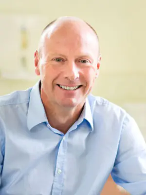 Dr. Thomas Pilling